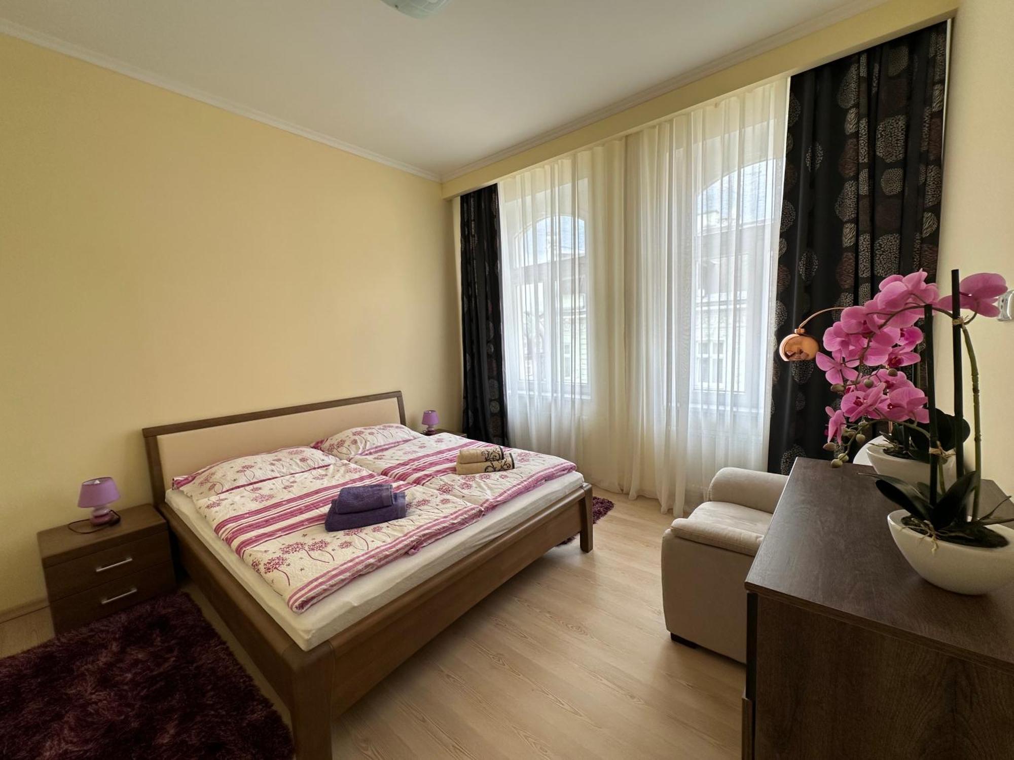 Apartment Zeyerova4 Karlsbad Exterior foto