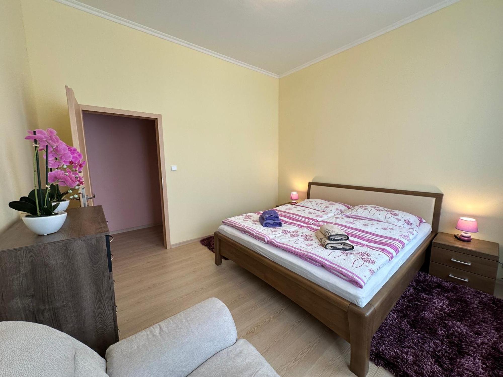 Apartment Zeyerova4 Karlsbad Exterior foto
